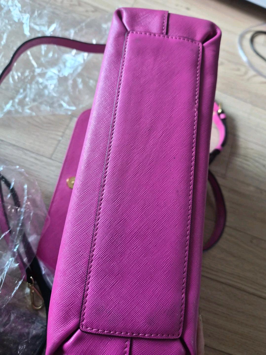제이에스티나 사첼백 6