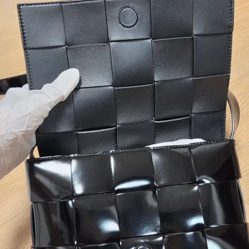 보테가베네타 카세트백 페이던트 블랙 3