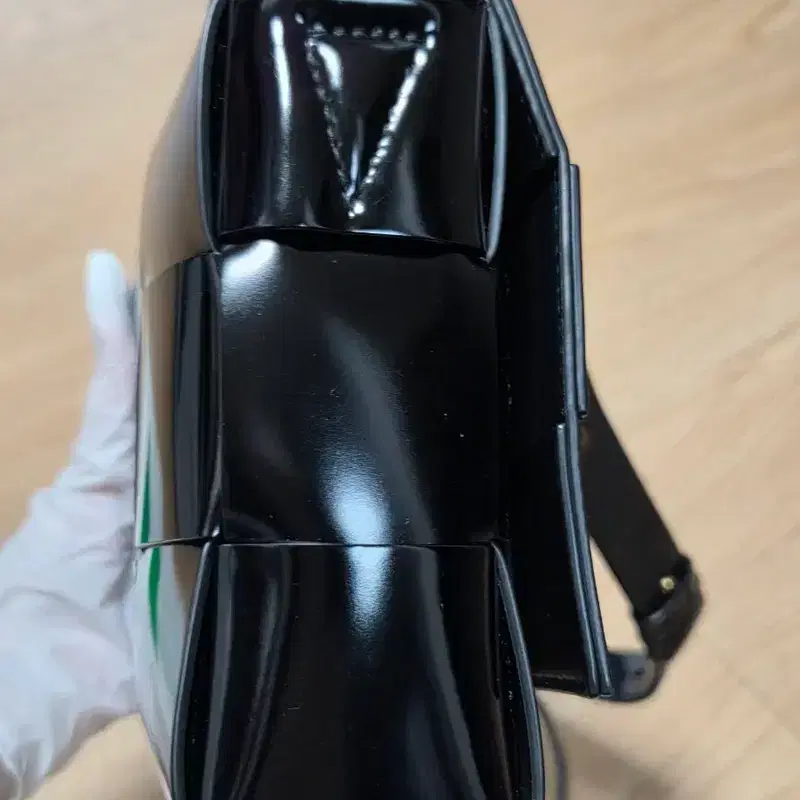 보테가베네타 카세트백 페이던트 블랙 6