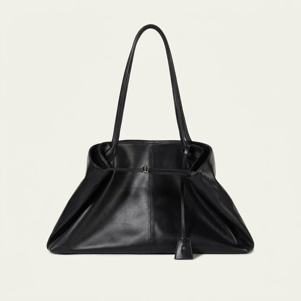 (새상품) (택O) 로우클래식 haricot bag (레더 블랙) 1