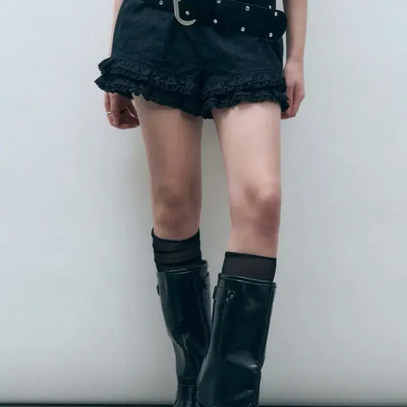 몽돌 레이스 프릴 밴딩 쇼츠 2