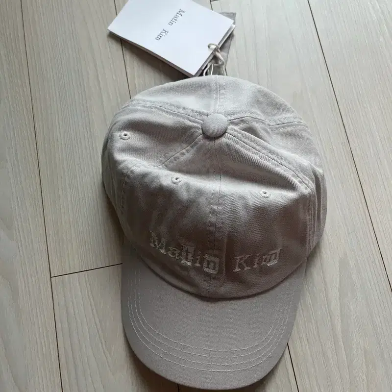 마뗑킴 로고 스크랩 볼캡 라이트 베이지 4