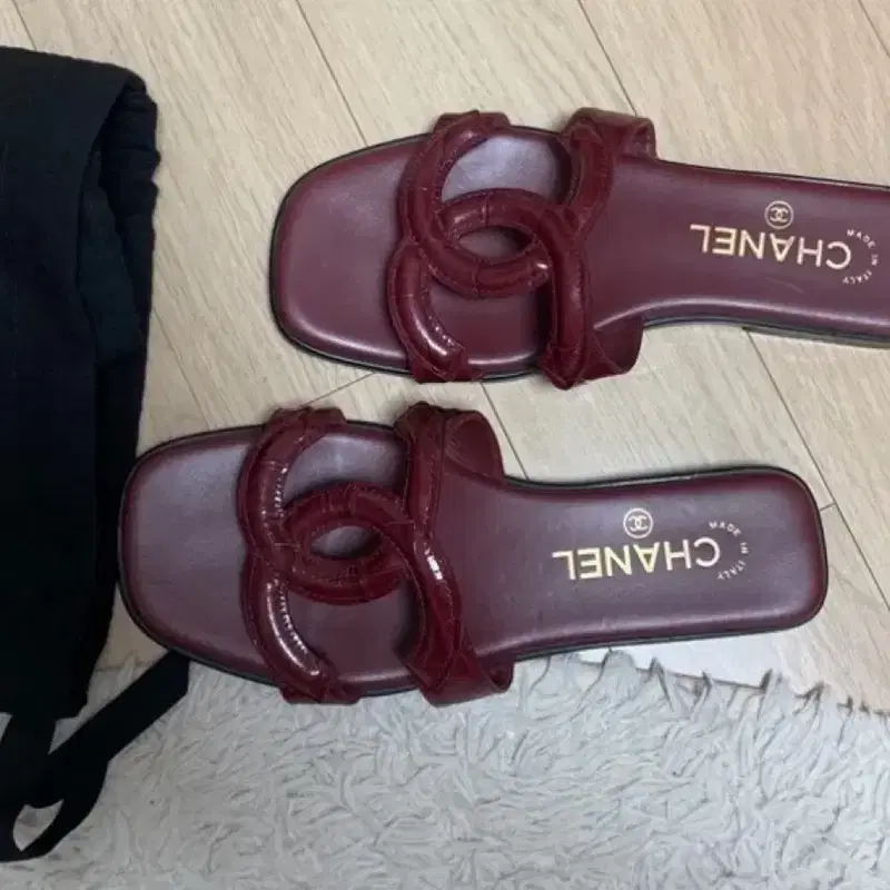 샤넬 샌들 버건디 뮬 36 2