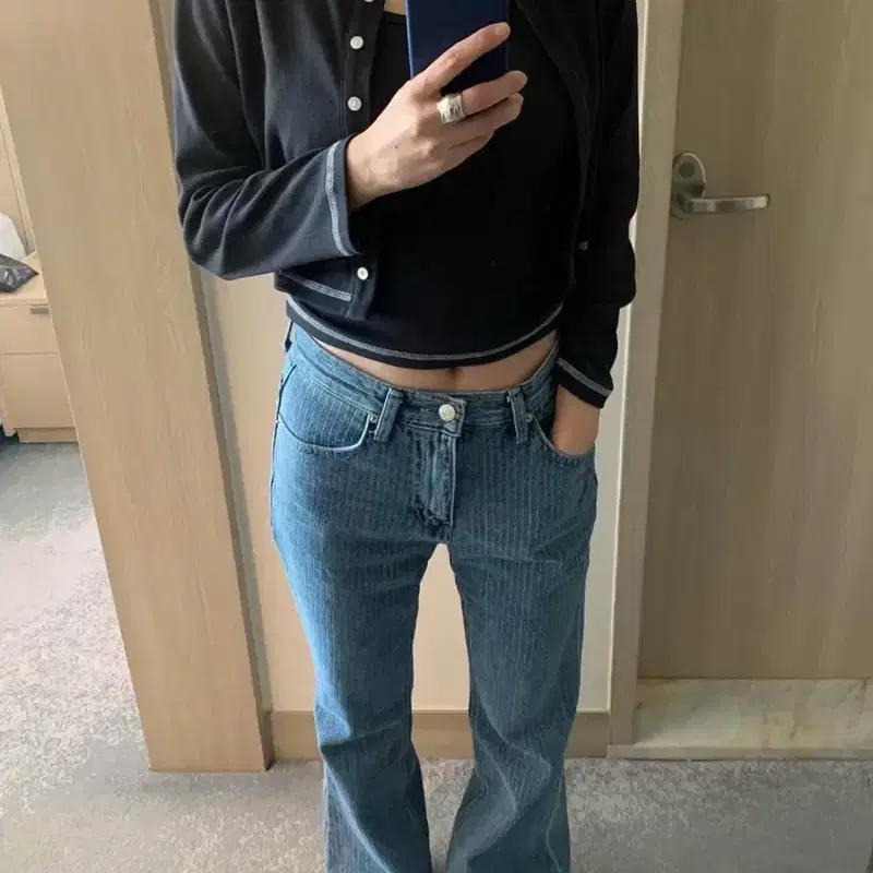타낫 레이어드 립 셋업 차콜 4
