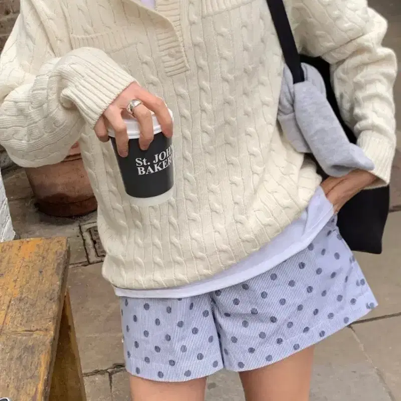 haag a british cable knit (ecru) 3