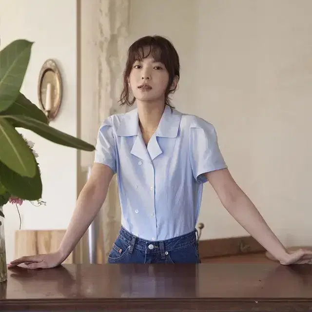 가격내림) 헤더먼트 더블 카라 블라우스 스카이블루 2