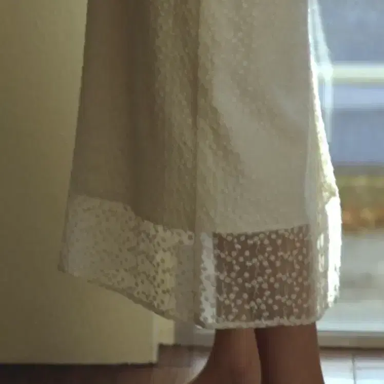 망고매니플리즈 ROSY LACE SKIRT_IVORY 4