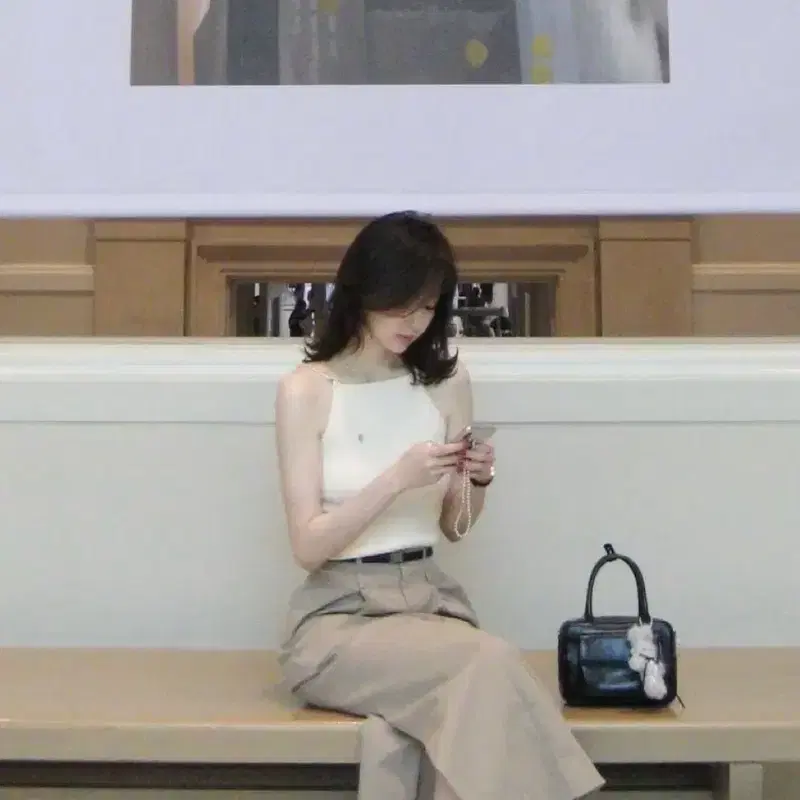 아비에무아 펄 엠벨리쉬드 슬리브리스 니티드 탑 6