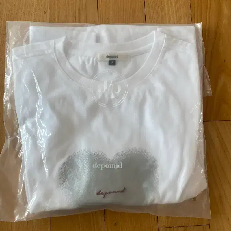 depound 하트 로고 반팔티 화이트 F 3