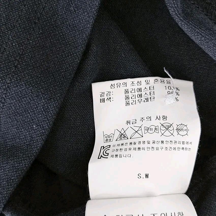 데상트 여성 여름 검정카라 슬림핏 반팔티 블랙95(HU46374) 7