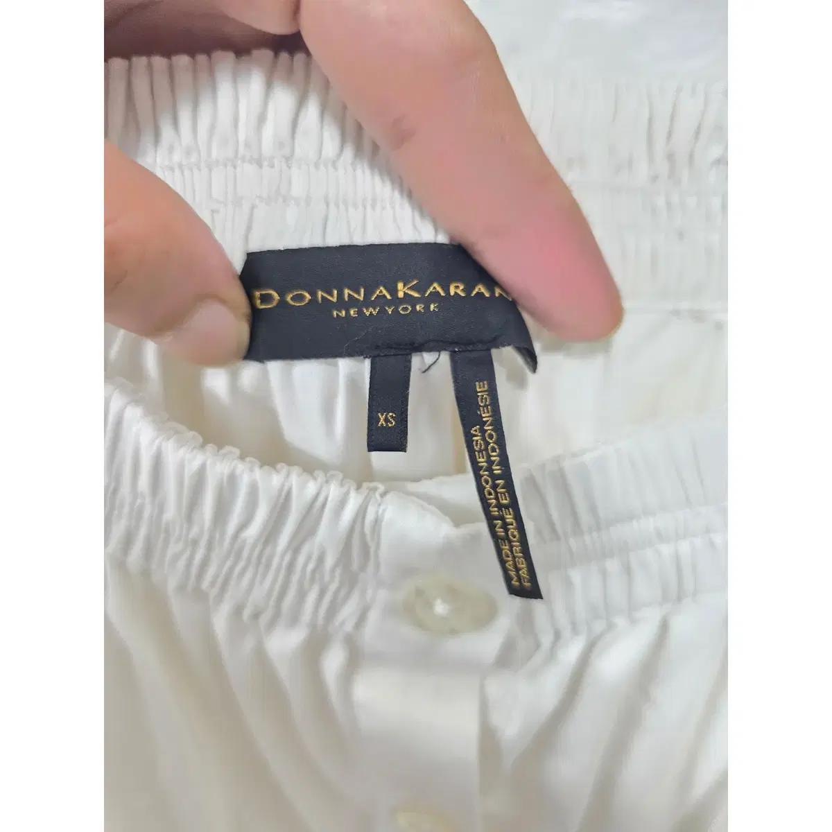 S 도나카란 DKNY 화이트 오프숄더 블라우스 E516 3
