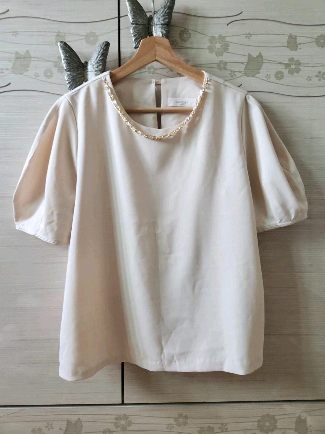 L'ATELIER BOUTIQUE 체인 장식 블라우스 2