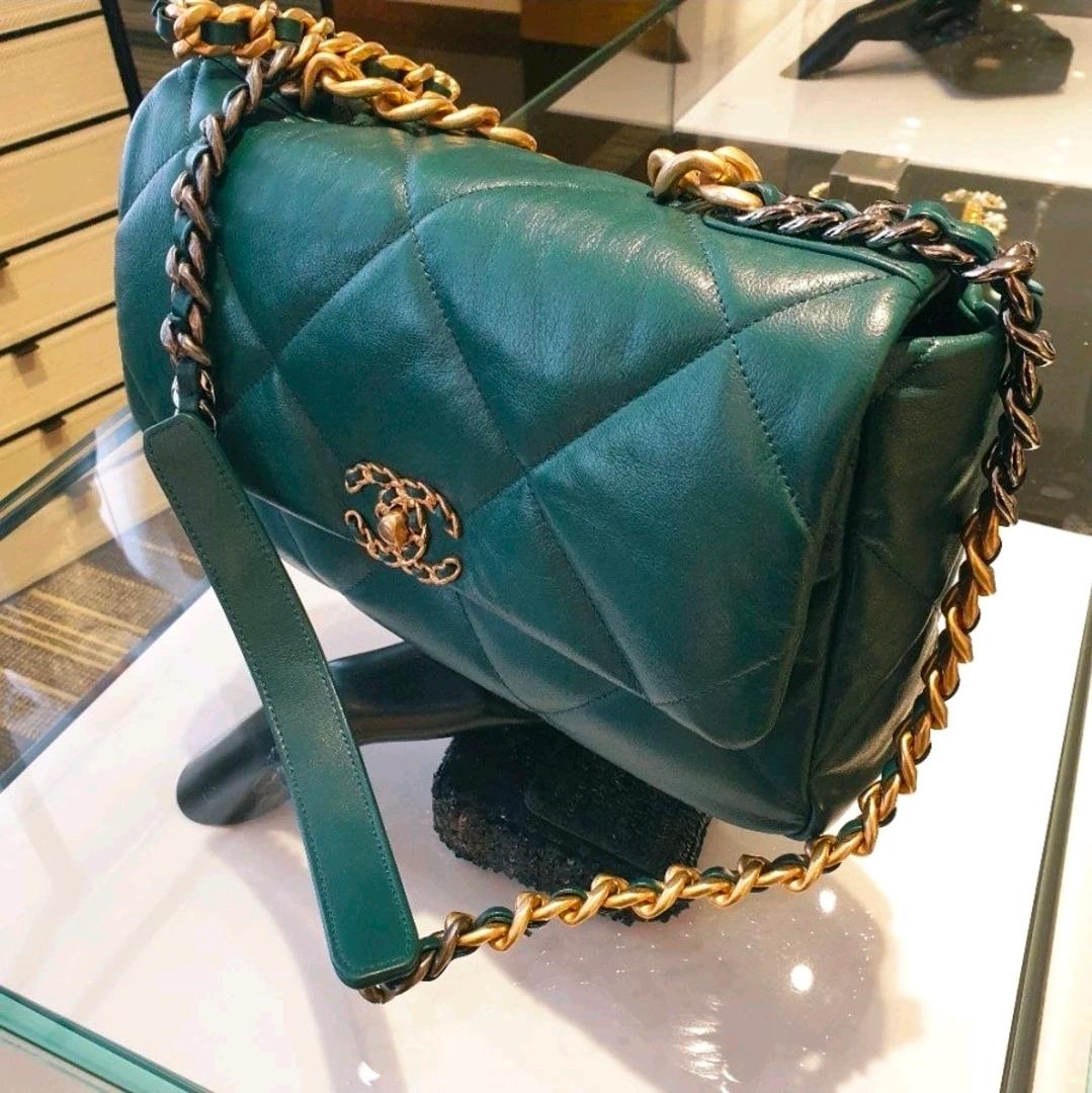 CHANEL 샤넬 19백 램스킨 라지 청록 그린 7