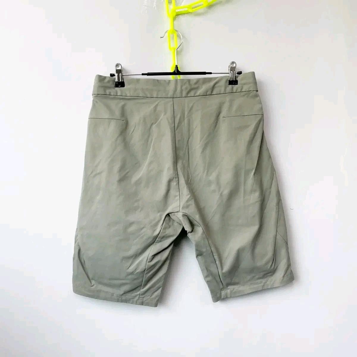 나이키 테크 우븐쇼츠 카키30 3