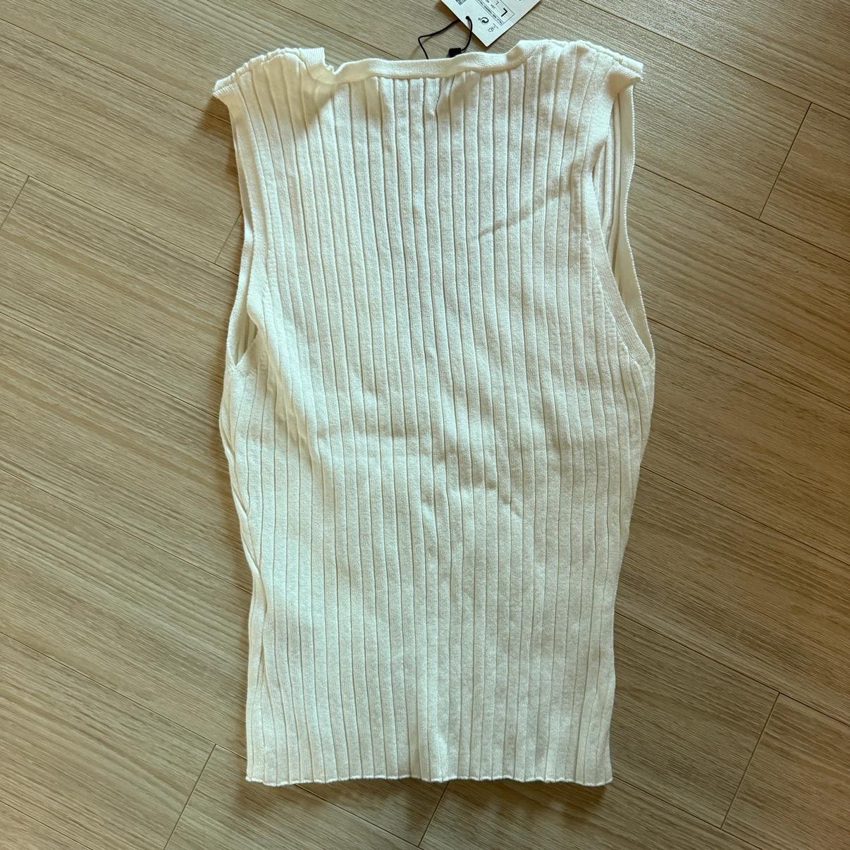 [ZARA] 자라 슬리브리스 니트 탑 3