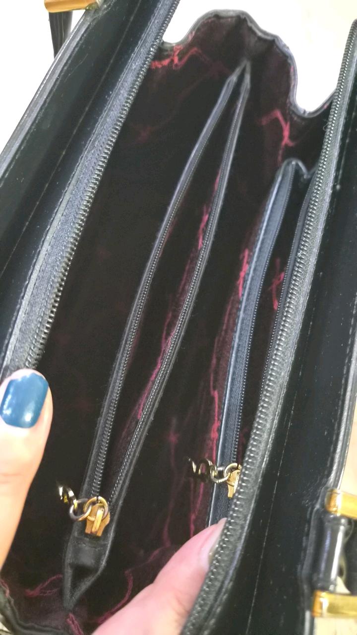 로베르타 디 까메리노 빈티지 레더 토트백 블랙 8
