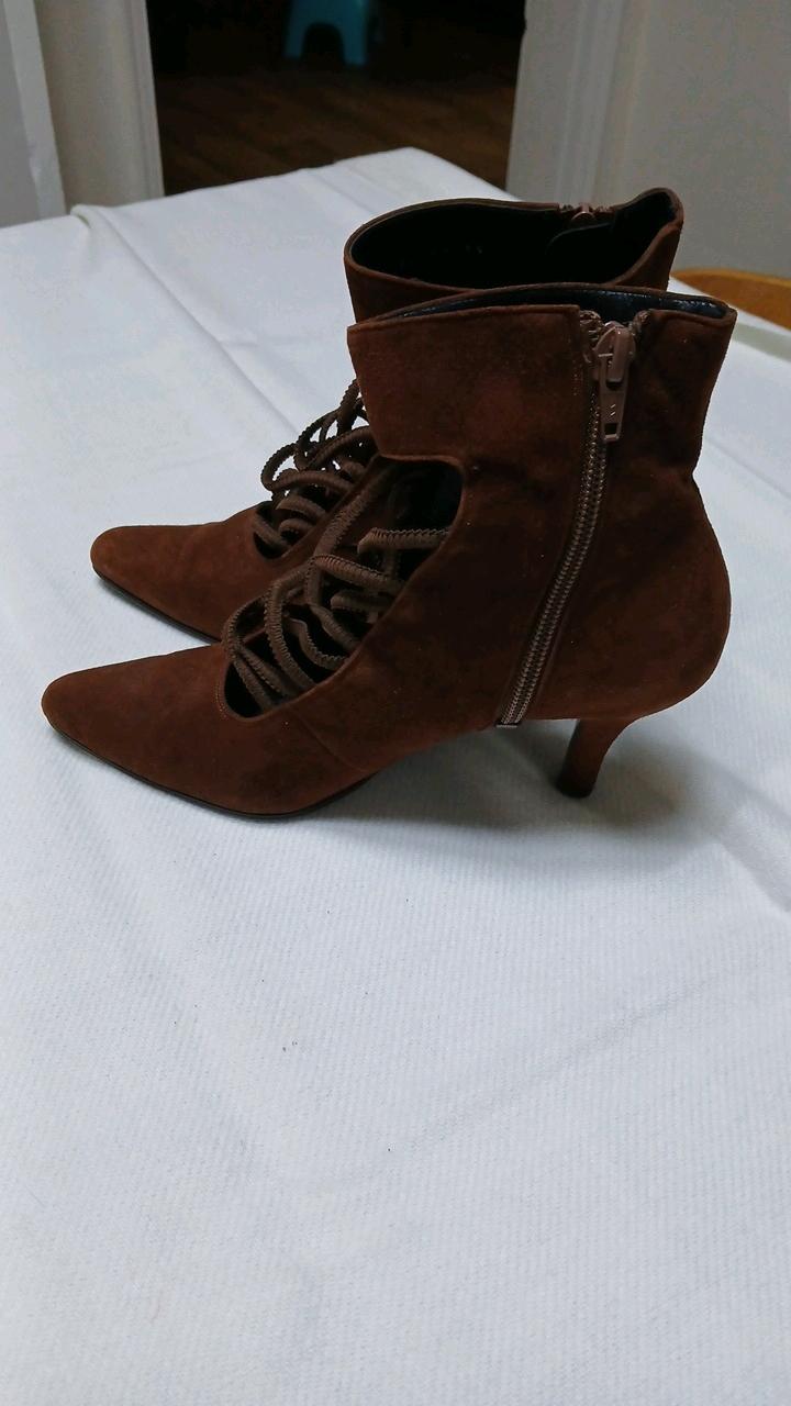 핑키앤다이안 스웨이드 레이스업 앵클 부티 36 3