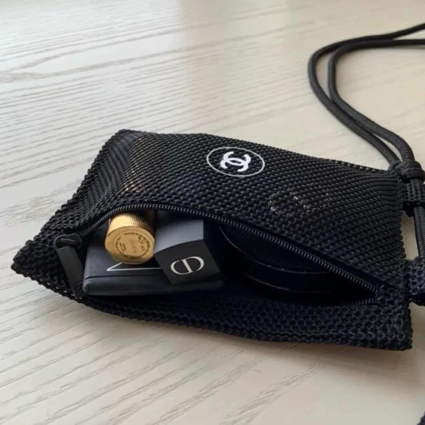 샤넬 뷰티 블랙 메쉬 파우치 8