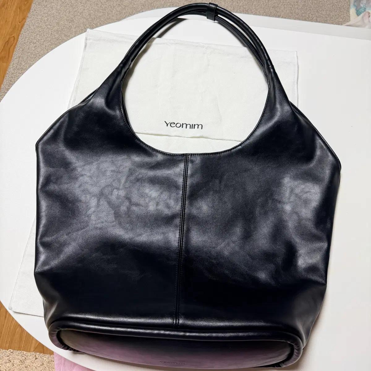 여밈 vase bag 블랙 가방 5