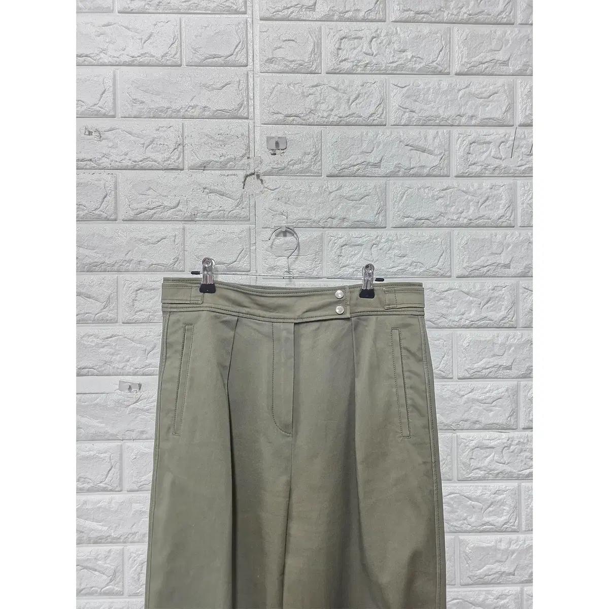 30인치 겐조 슬렉스 E624 6