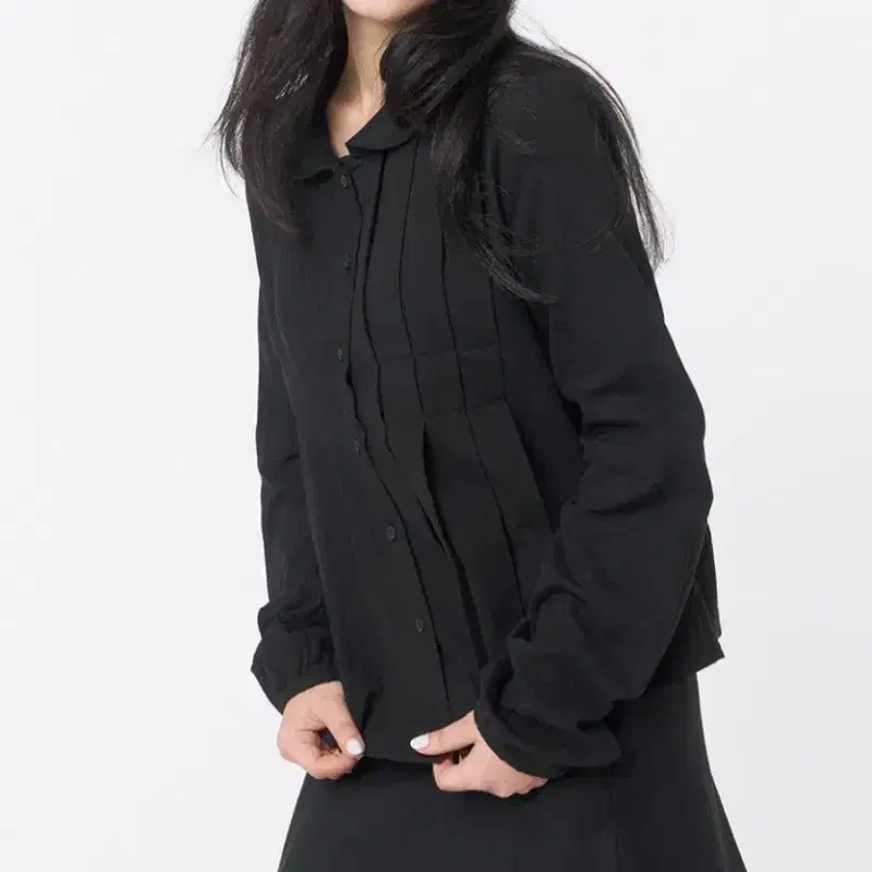 미세키서울 Round collar pleats shirts BLACK 블라우스 3
