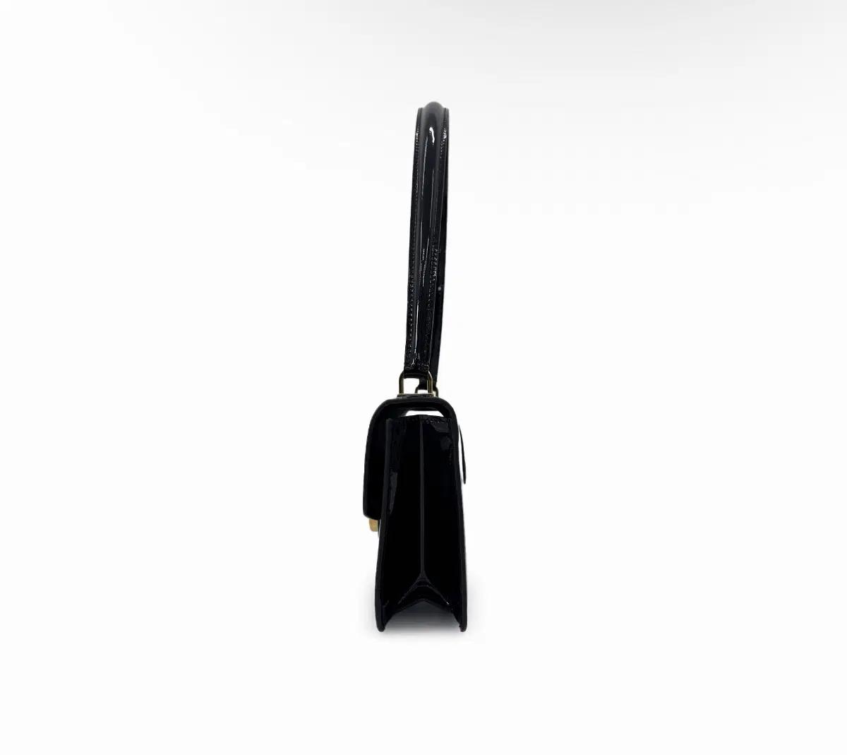 셀린느 페이턴트 카프스킨 레더 조세핀 숄더백 틴 블랙 121423FYE 4