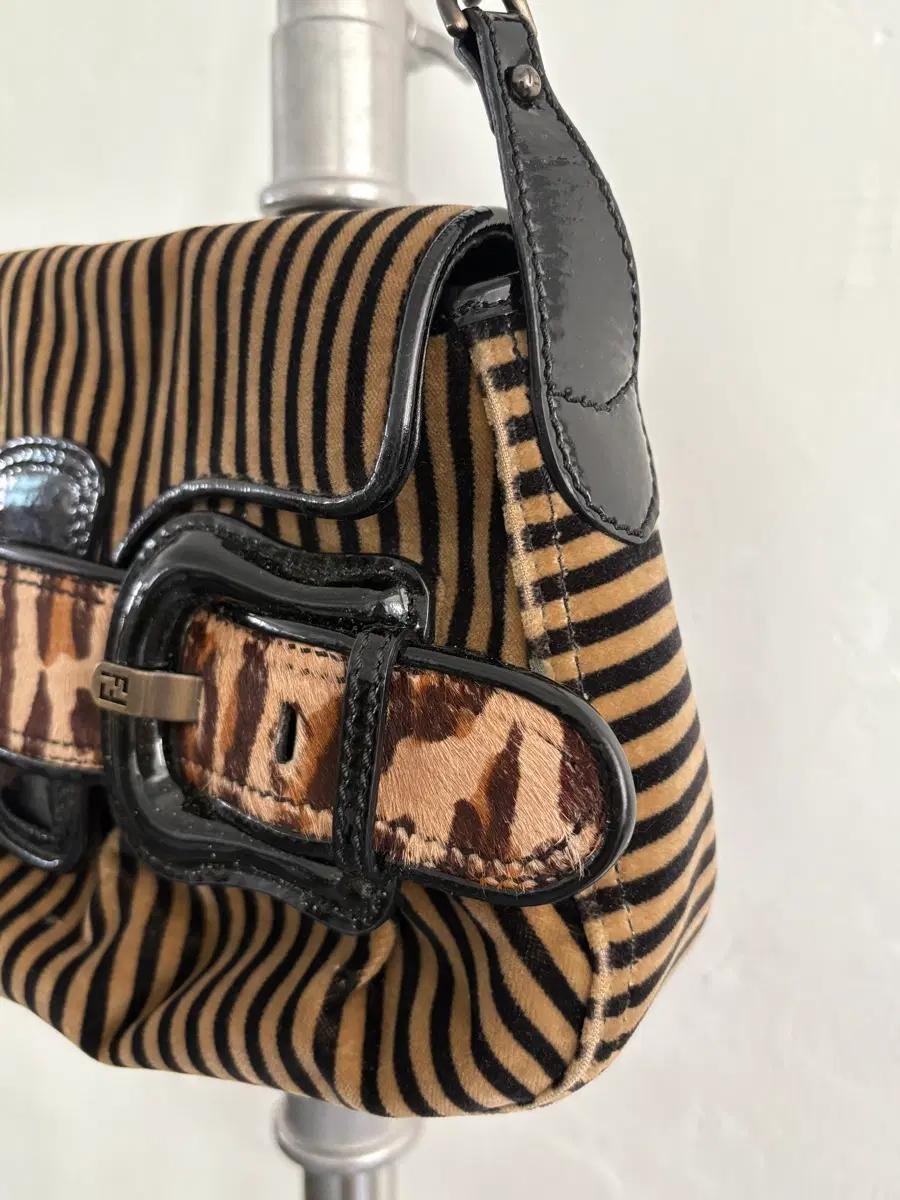 FENDI 펜디 90s 레오파드 비스 체인 숄더백 5