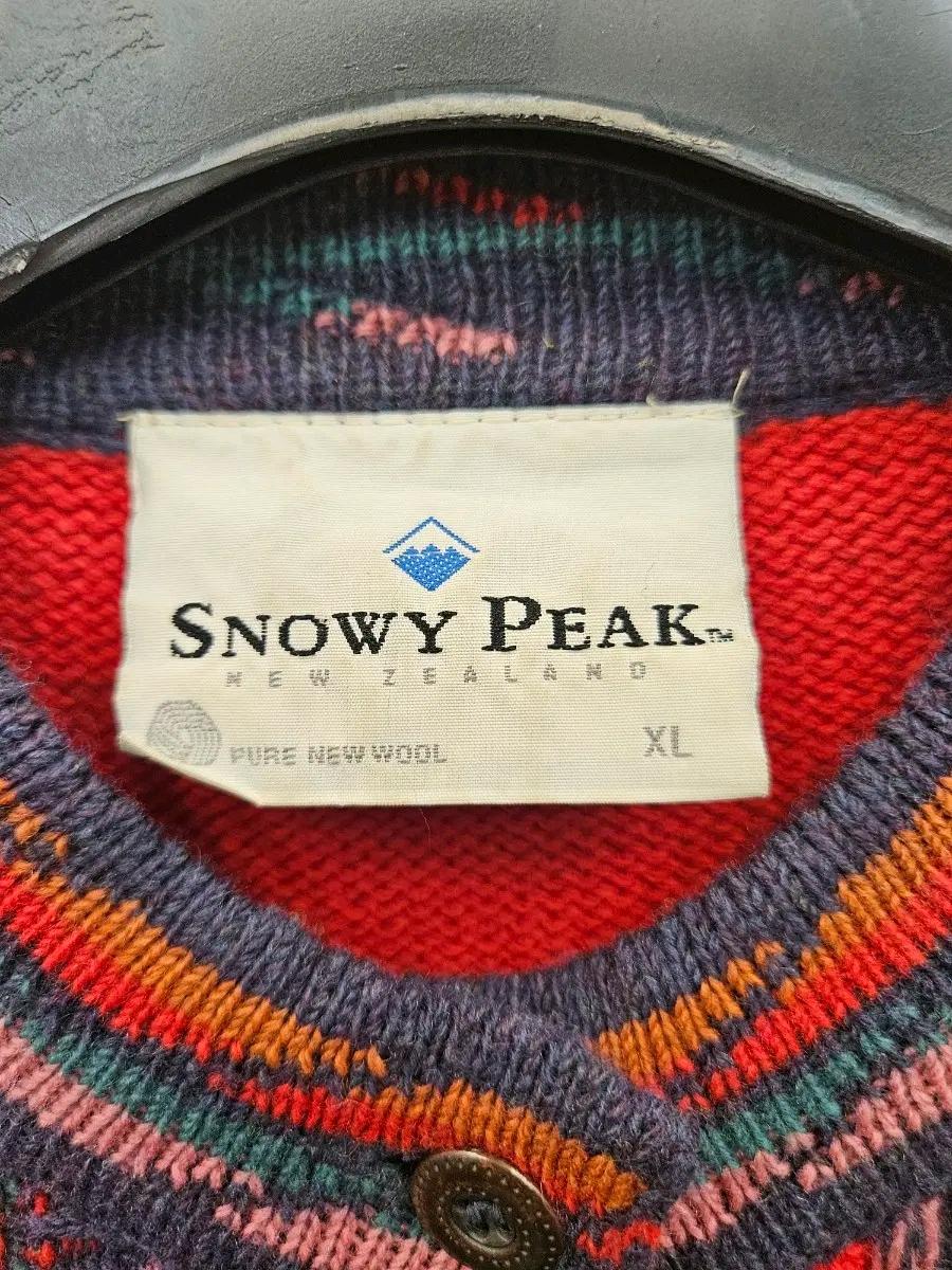 snowy peak 울 가디건 .438 4