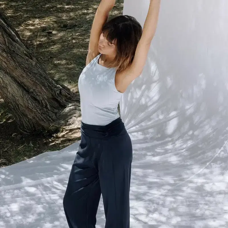 부디무드라 shirring jogger pants 네이비 2