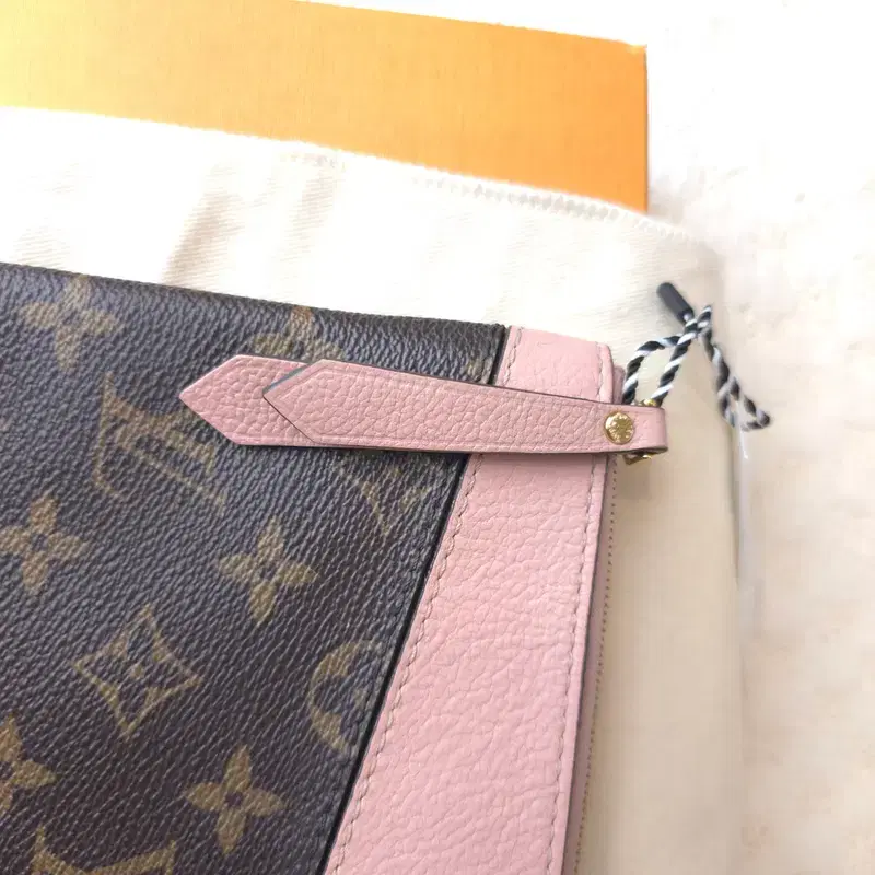 [정품] 루이비통 모노그램 데일리파우치 핑크 8
