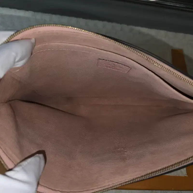 [정품] 루이비통 모노그램 데일리파우치 핑크 9