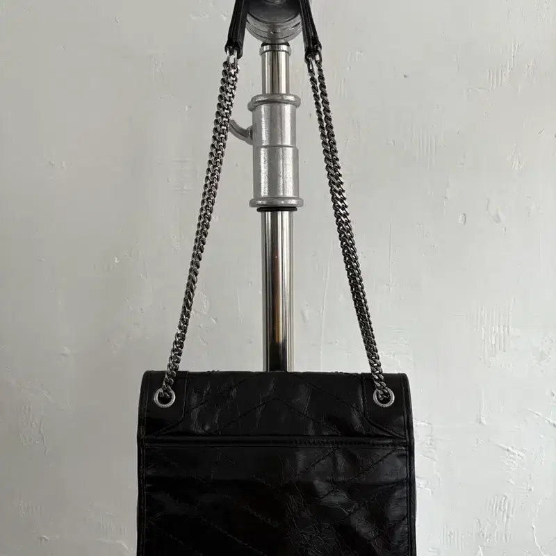YSL 생로랑 블랙 니키백 8