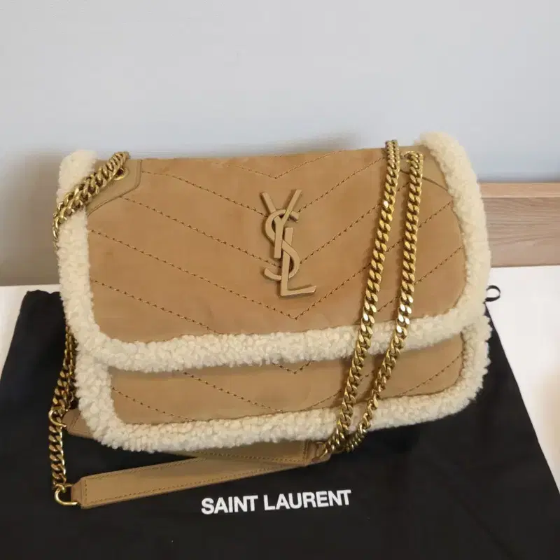 생로랑 YSL 니키 시어링 체인숄더백 2