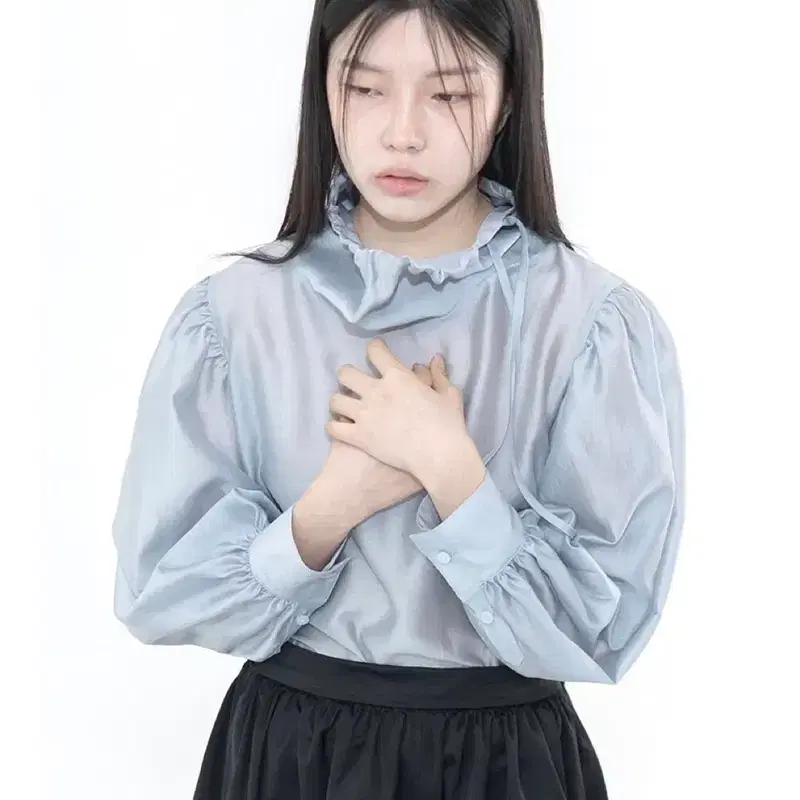 유노이아 오프넥 차밍 블라우스 블루 2