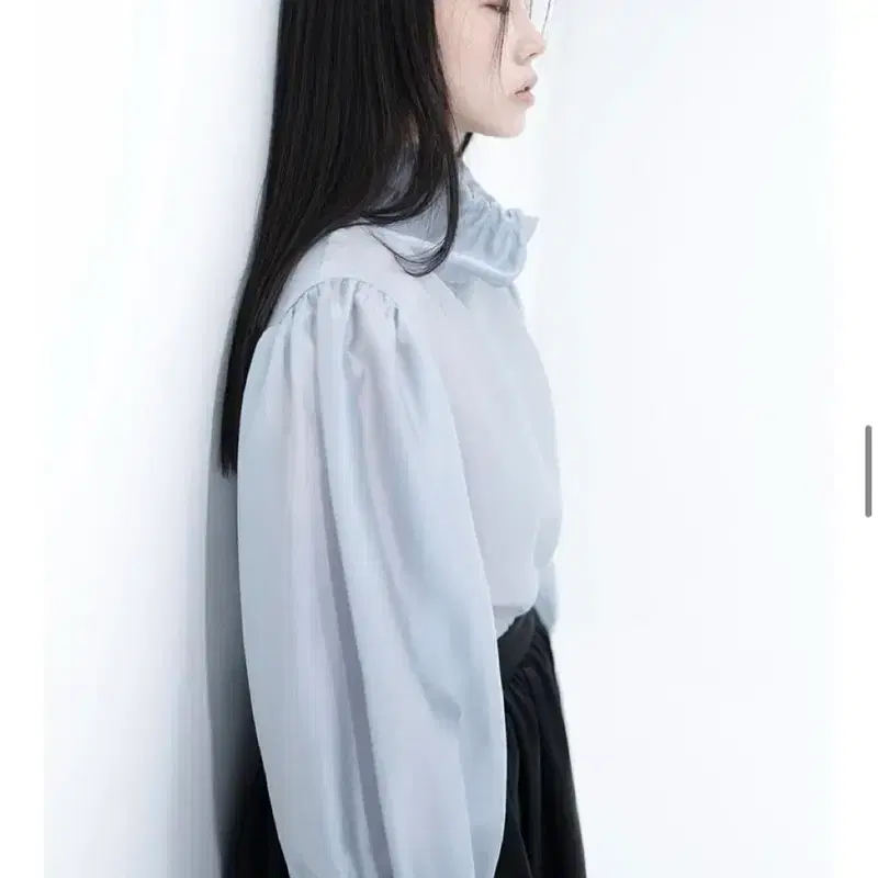 유노이아 오프넥 차밍 블라우스 블루 3