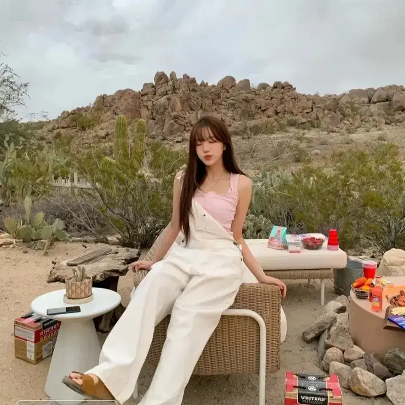더바넷 오아시스 헤링본 데님 오버롤 팬츠 4