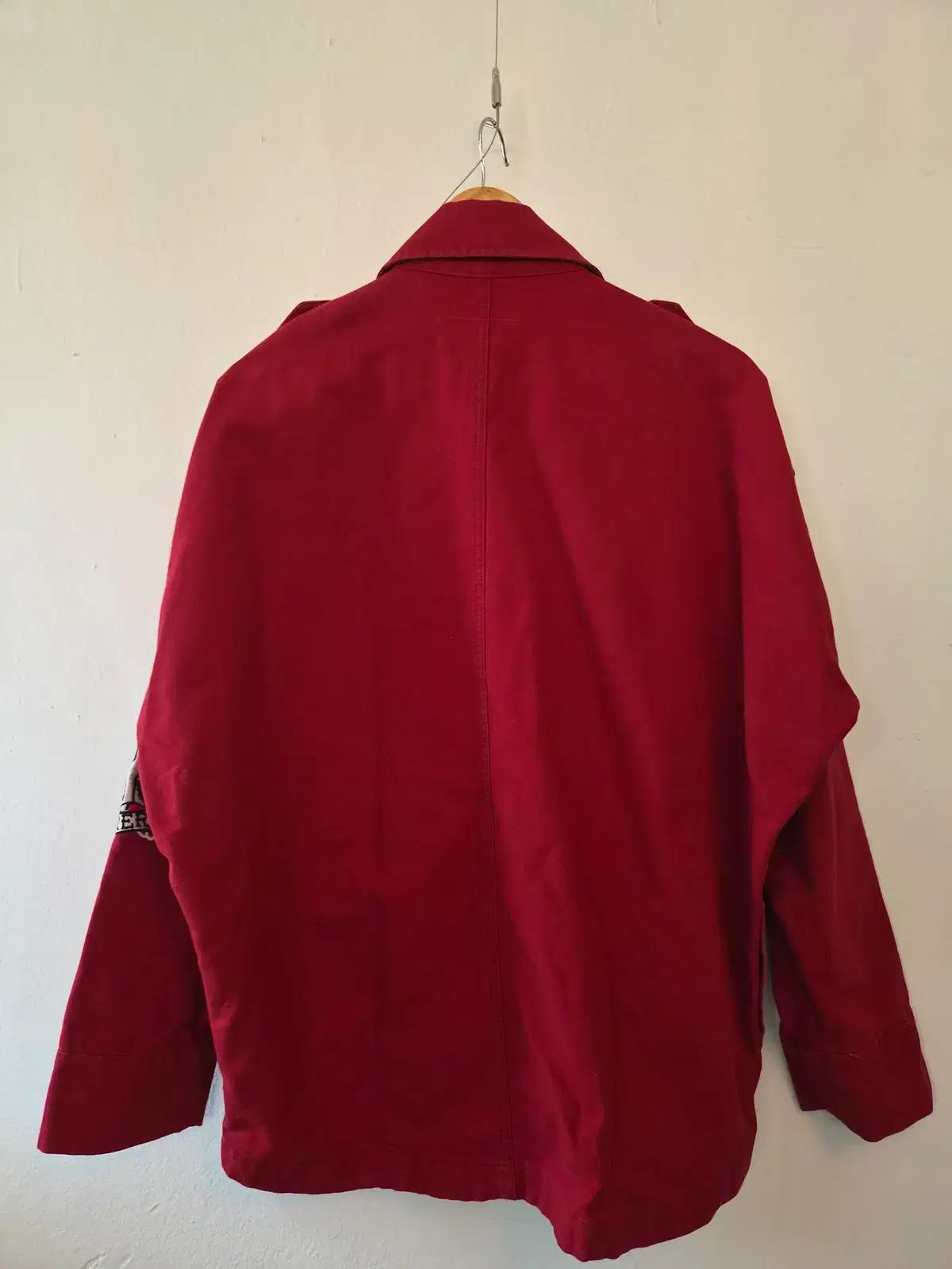 Lewitt 르윗 여성 레드 해골패치 필드자켓 82-86-155사이즈 4