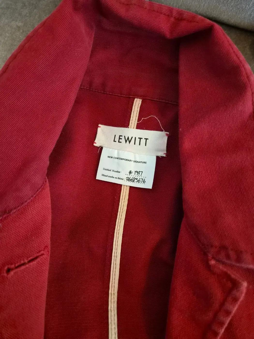 Lewitt 르윗 여성 레드 해골패치 필드자켓 82-86-155사이즈 8