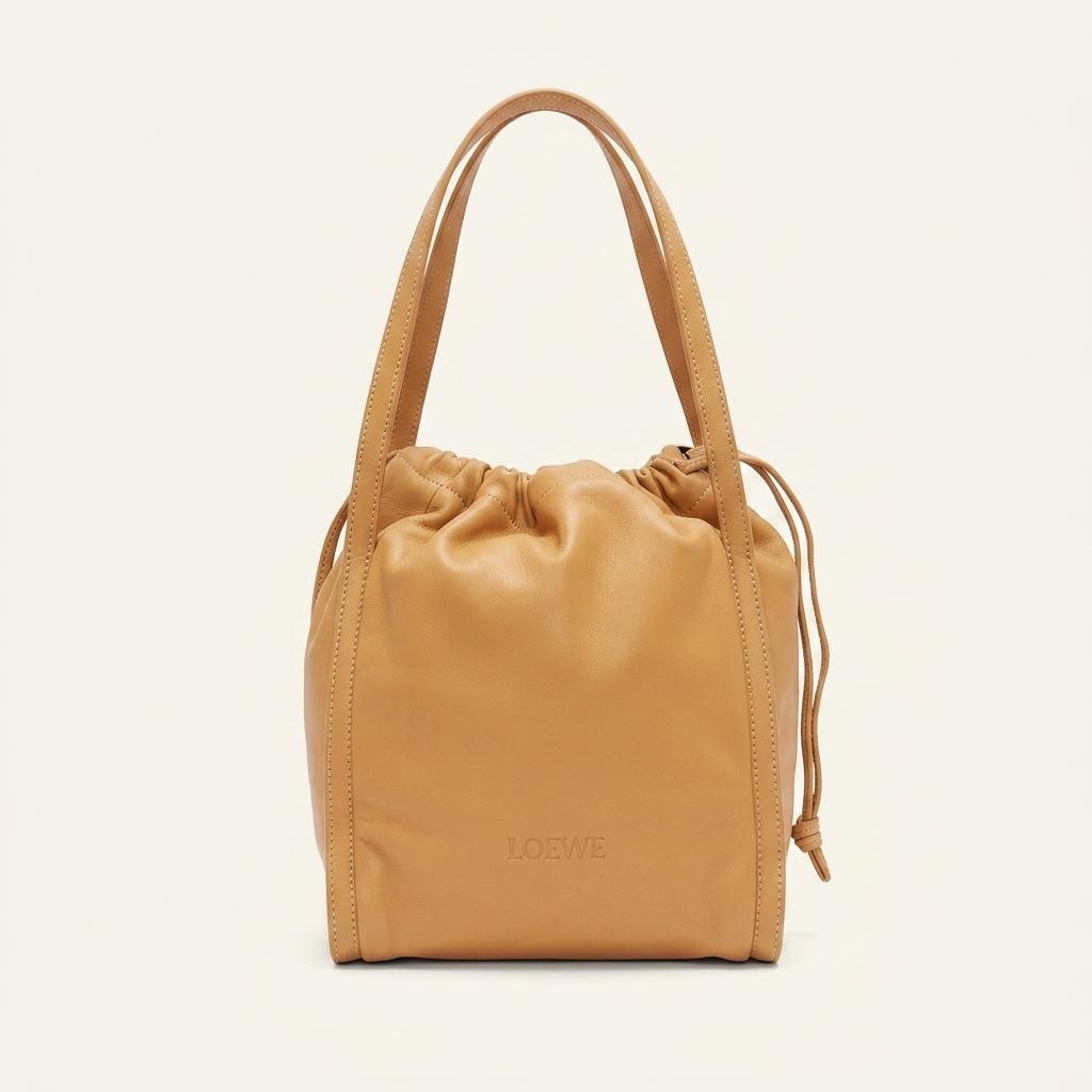 LOEWE 나파가죽 버킷백 1