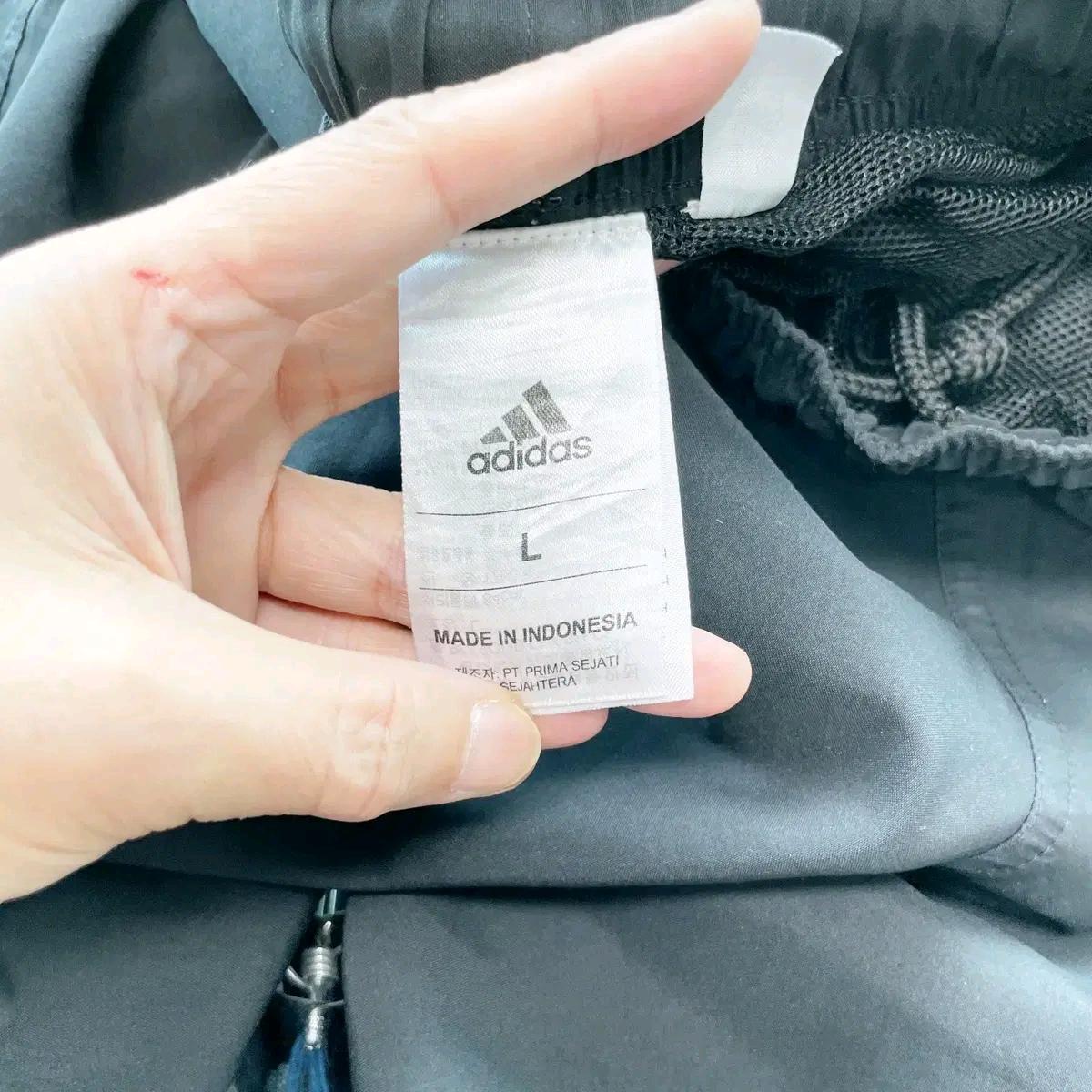 아디다스 여성밴딩반바지 L 5