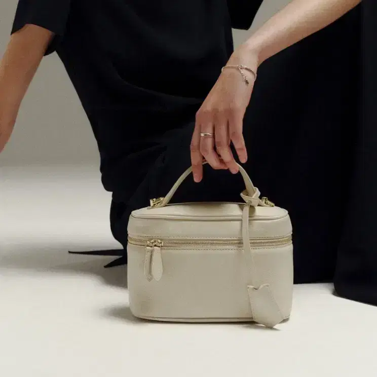 sie시에 Carrie Vanity Bag 5