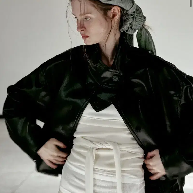 르917 새상품) FAUX LEATHER JACKET 2