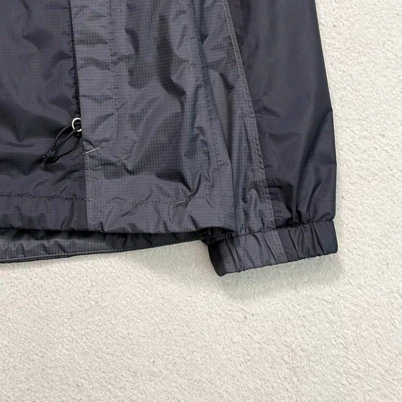 THE NORTH FACE 윈드 브레이커 M 5