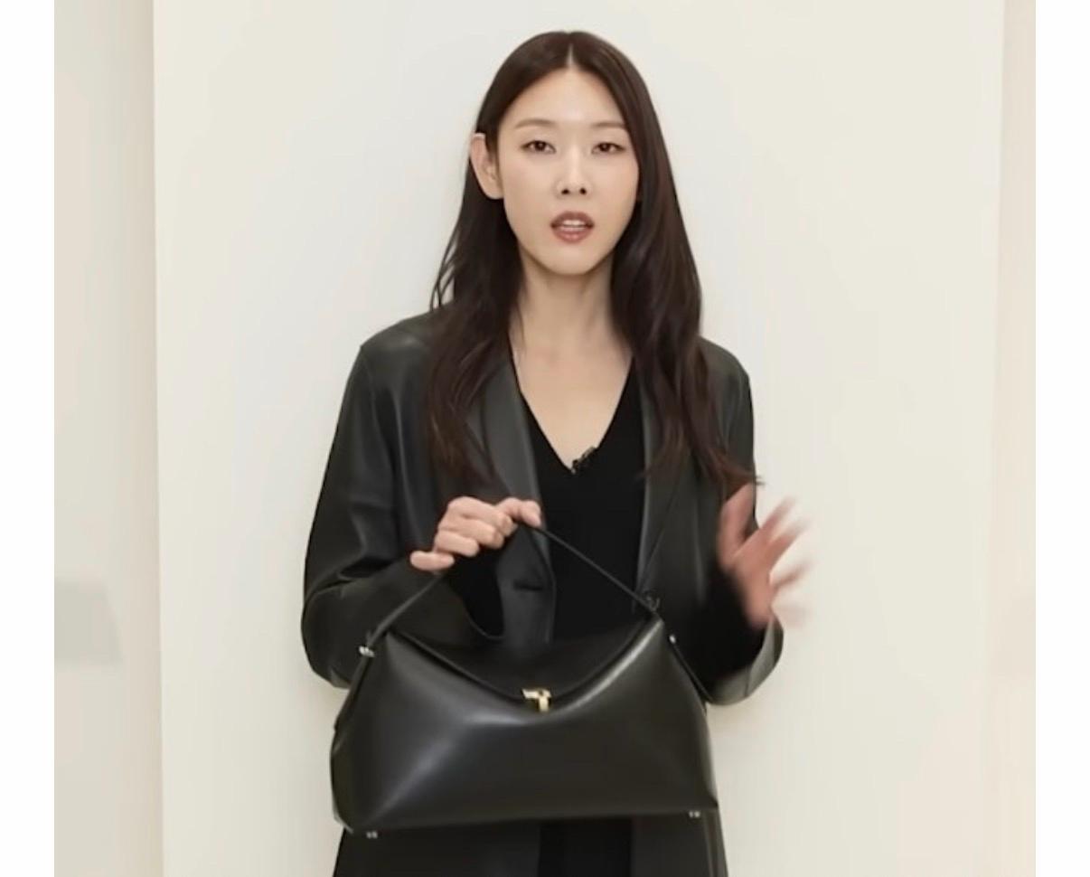 스티치 포인트 레더 토트백 블랙 6