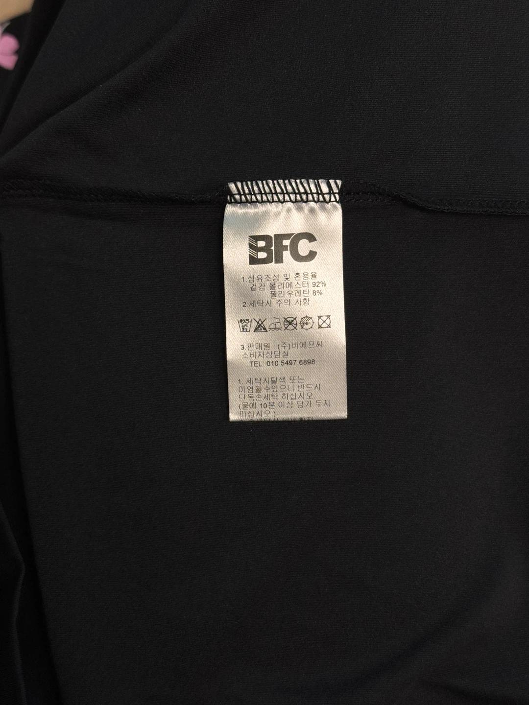 BFC 플라워 라운드 반팔티 4