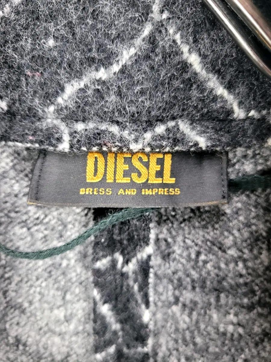 [명품/아카이브] 디젤(DIESEL) 유니크 크랙 패턴 오버핏 울 모직 코트 5