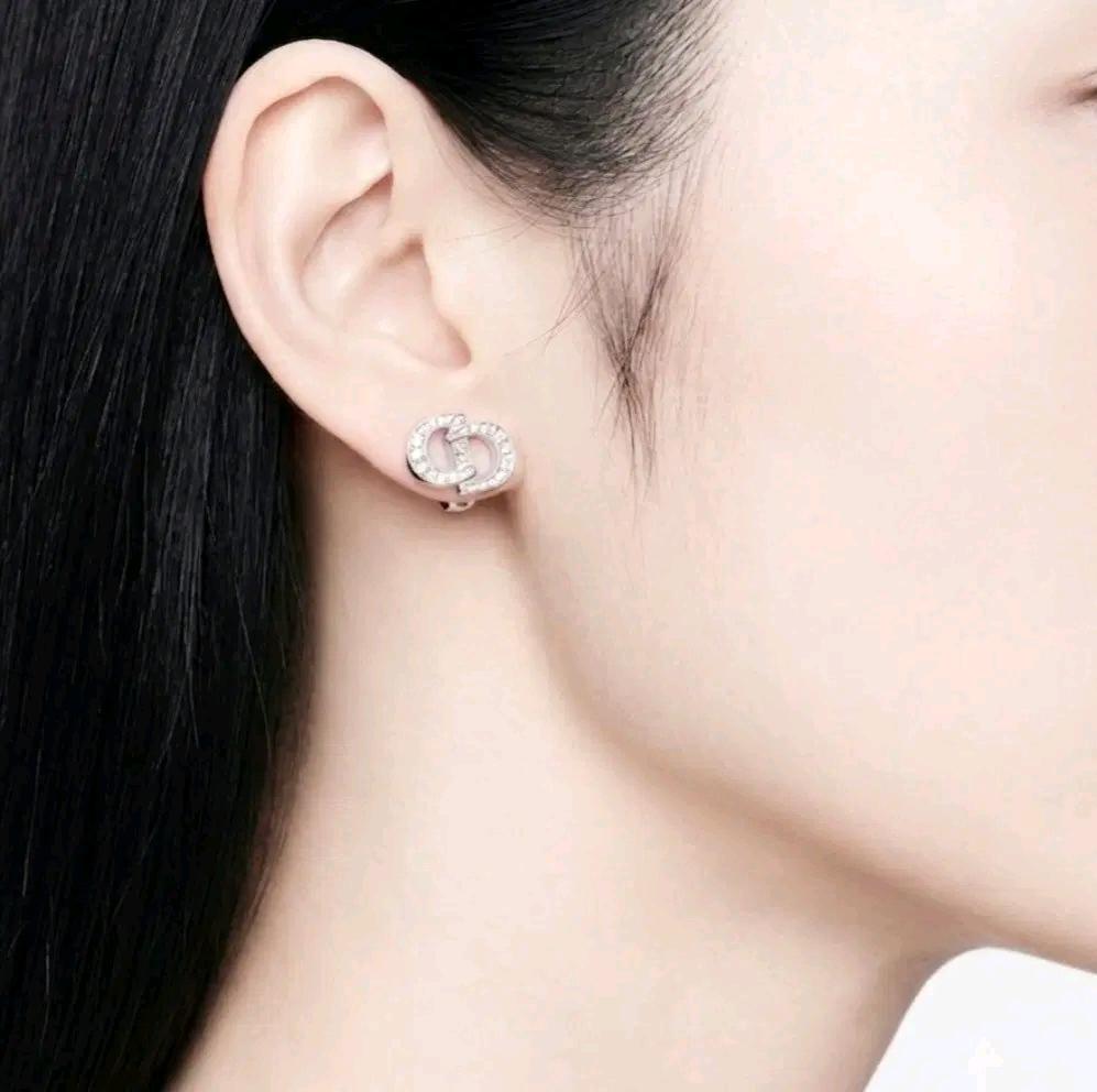 디올 큐빅CD로고 귀걸이 4