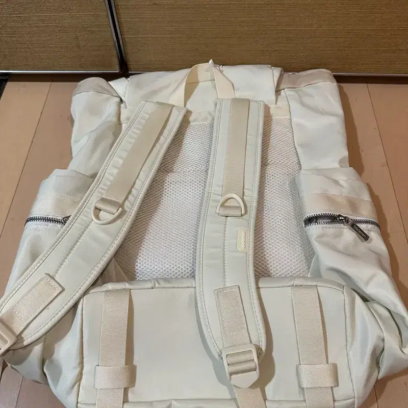 룰루레몬 원더러스트 25L 백팩 새제품 4