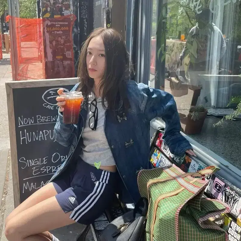 크리스탈 로우클래식 티셔츠 3