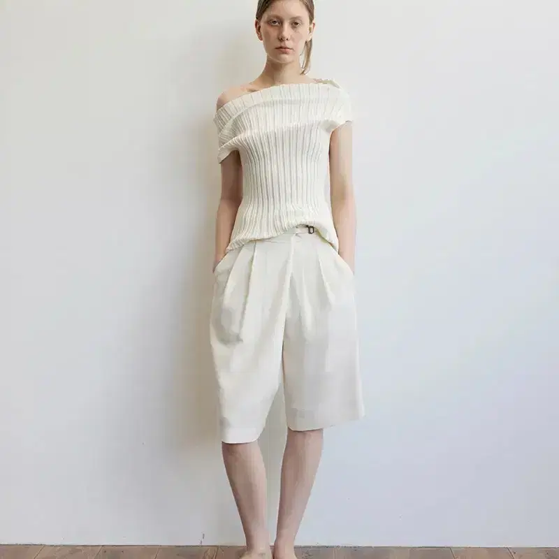 르917 MILLIE KNIT SLEEVELESS MOCKNECK TOP 3